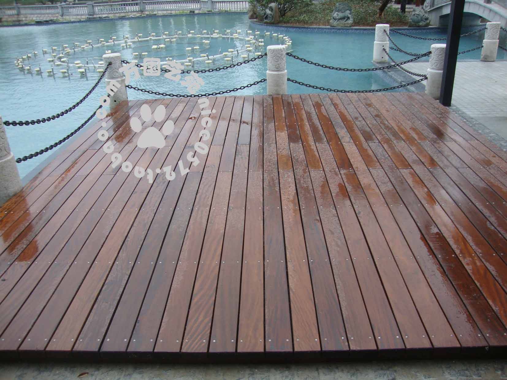 高速出口的“暖心港湾”