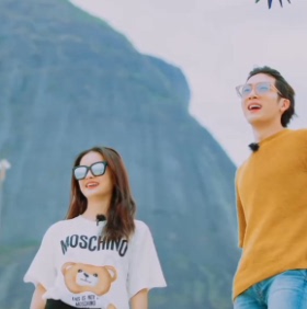 墨镜花儿与少年时尚风太阳眼镜