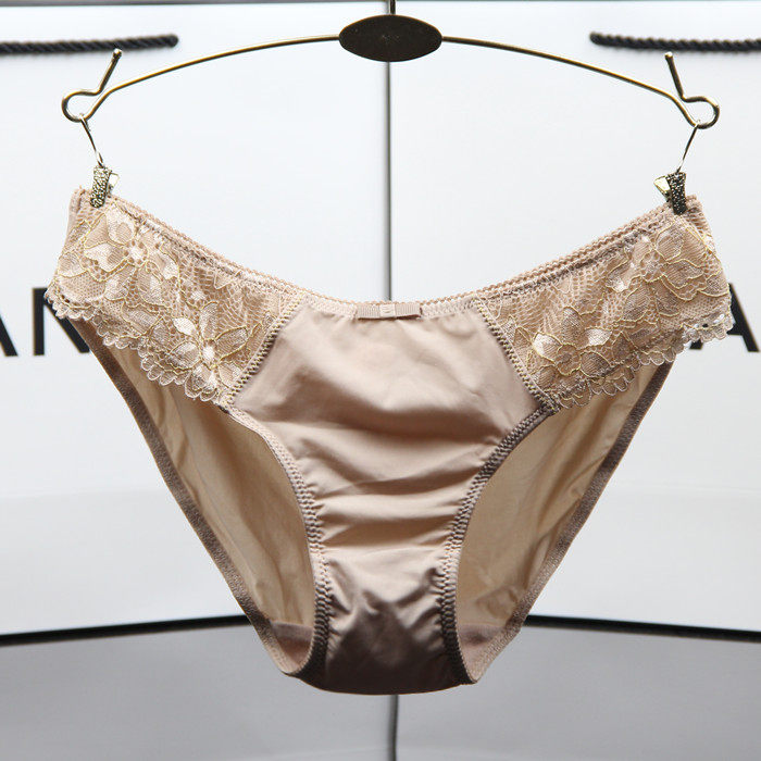 Slip jeunesse sexy en autre - Ref 641504 Image 1