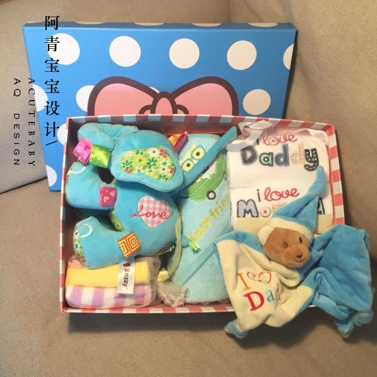 Coffret cadeau pour bébé - Vêtements + Accessoires - Ref 1954577 Image 3