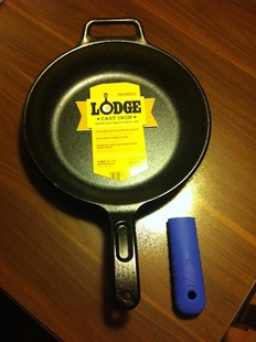 万能尺寸隔热神器!美国LODGE正品SNJ硅胶炒锅铸铁锅珐琅锅柄