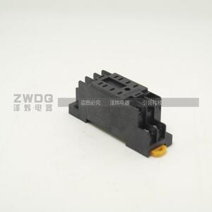 。继电器LY2NJ PTF08A-E 大八脚继电器座子