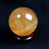 厂家直销天然黄水晶球 厨房西北角玄关财富石 原石黄色水晶球摆件