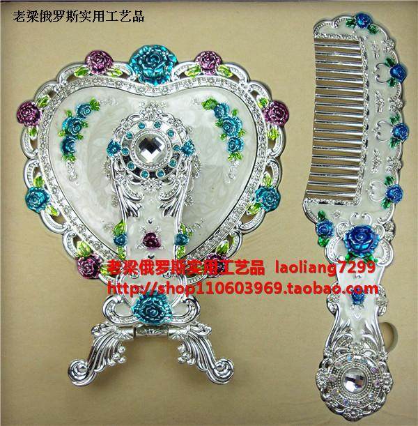 Z4俄罗斯彩锡金属镜梳套装折叠镜子梳子爱心形精美转运珠银白色