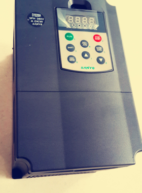 SY-8200 380V4.0KW高性能变频器干洗机水洗机石油机专用变频器