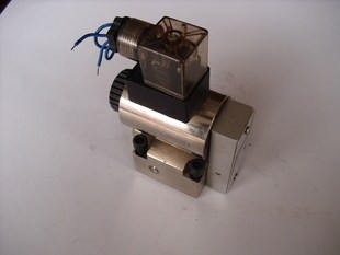 23QDF6B-4/315E24 AC220 两位三通电磁球阀 现货供应