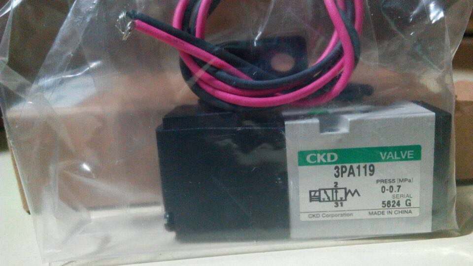 CKD原装正品,直动式3通阀,电压DC24V,口径M5,满10个可包邮