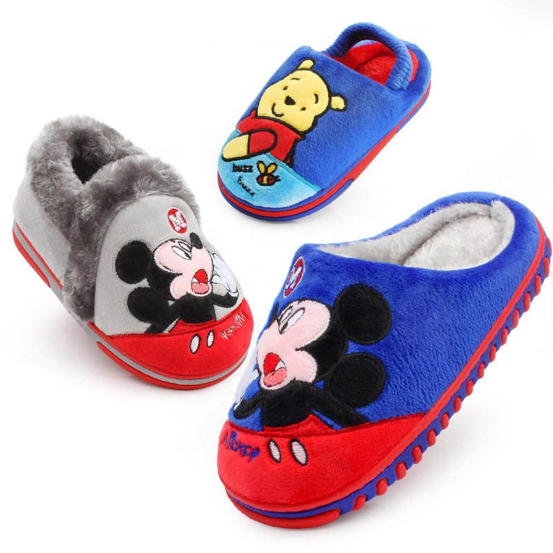 Pantoufles enfants en suède DISNEY pour hiver - semelle autre - Ref 1031107 Image 1