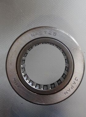 THK NAST25 内径30 外径52 高度15.5  纯JAPAN 30*52*15.5