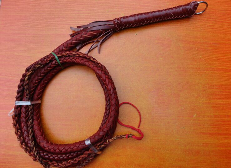 响鞭包邮加长钢丝五米红色健身响鞭武术鞭牧羊鞭牛皮响鞭