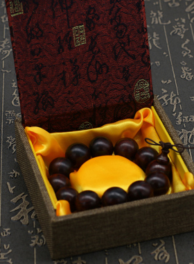文玩金刚菩提星月菩提鸡血藤手镯