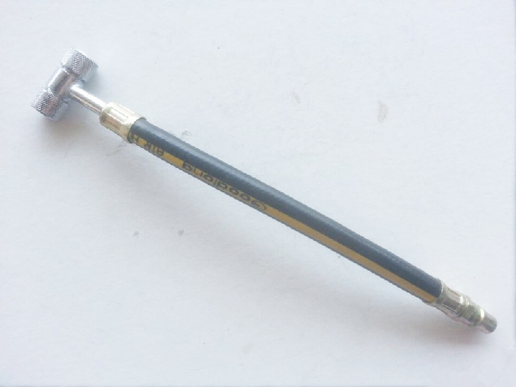 电动车摩托车轮胎打气杆 汽车自行车轮胎充气嘴 轮胎加长咀充气杆在类目 摩托车/装备/配件, 摩托车配件, 摩托车维修工具中 - 来自Buy2taobao.com提供专业的淘宝代购服务