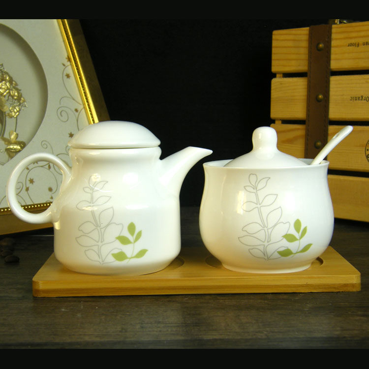 originality Ceramic spice jar Korean small fresh Seasoning Box Salt Bottle Three suits Kitchenin the Kitchen/Cooking utensils , Kitchen Gadgets/Kitchen storage , Storage jars/Kitchen storage containers , Seasoning bottles  category - from Buy2taobao.com to provide professional Taobao agent buy service