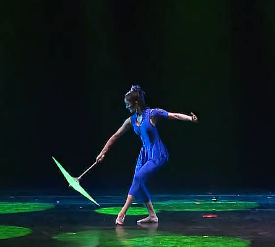 红果果舞台演出服饰桃李杯女子独舞伞舞春色舞蹈服/民族服饰