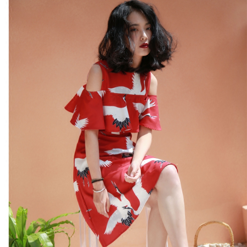 露肩女夏橘色超仙高腰显瘦连衣裙