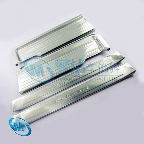 改装内置门槛条迎宾踏板