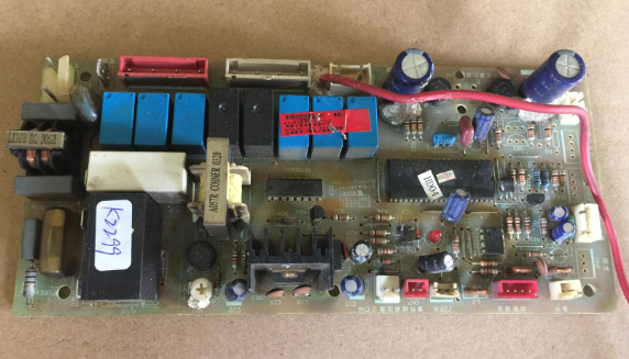 原装拆机，没修过，实物拍图，默认韵达，当天发货 买电视主板的亲，请看清标题的屏型号