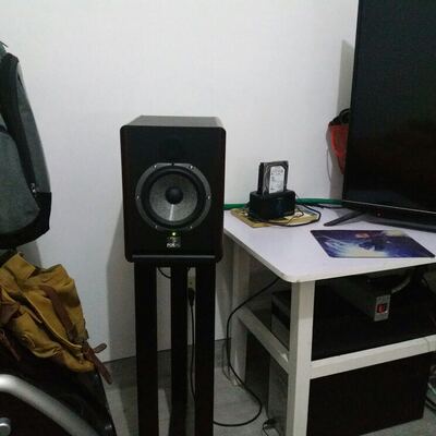 还音音响悦脚架定制劲浪JM/Focal Solo6Be有源监听音箱 三柱脚架