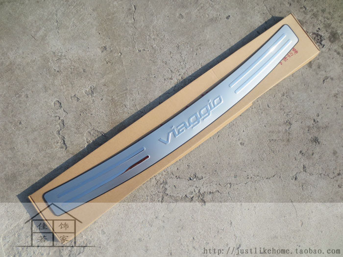 菲亚特菲翔 专用不锈钢后护板 菲翔改装 行李尾箱防护板装饰贴