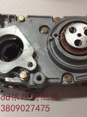 依维柯机油泵得意都灵V宝迪 得意 威尼斯 军车 附件箱 总成机油泵