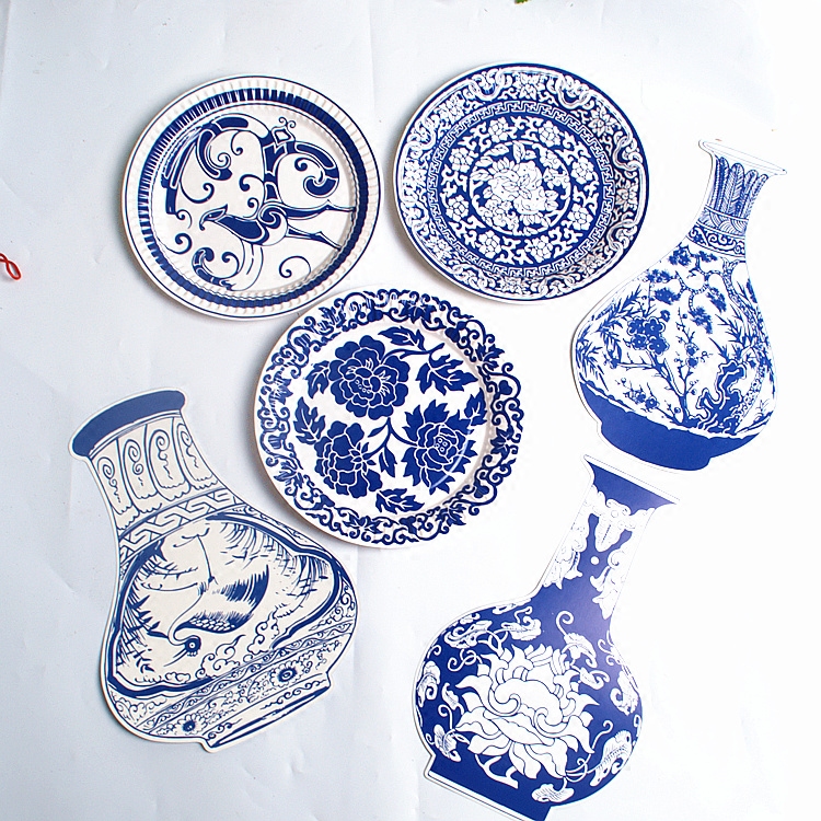 幼儿园楼梯背景墙饰画青花瓷瓶挂饰教室区角装饰材料
