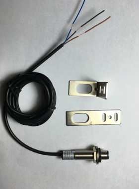 M12漫反射感应器红外线光电开关传感器E3F1-DS5C4三线NPN常开24V