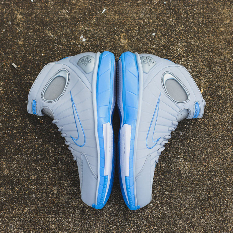 永远的黑曼巴：NIKE 耐克 Air Zoom Huarache 2K4 男子篮球鞋 开箱