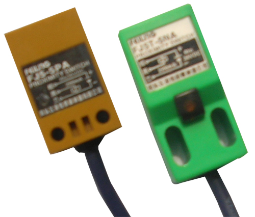 正品飞凌FJ5-5LA 角柱方形电感式接近开关直流二线常开 DC6-36V