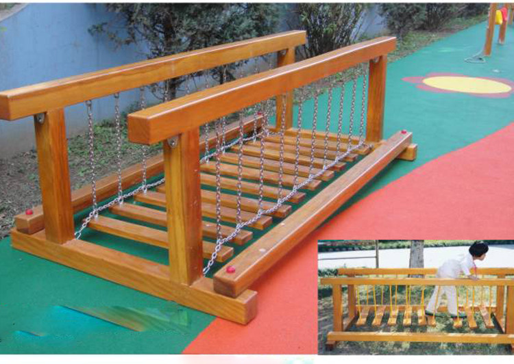 高档幼儿园多功能惊险荡桥 进口木 儿童训练n荡桥 独木桥