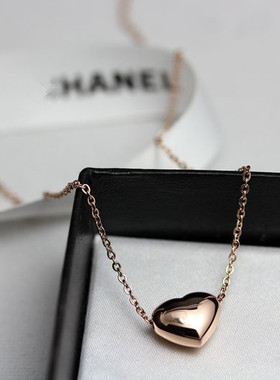 钛钢甜美风爱心玫瑰金色小吊坠