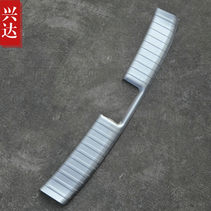 适用于2013-17款长安逸动XT两厢不锈钢装饰后杠踏板 XT内置后护板