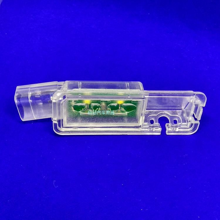 高尔夫7凌渡迈腾b8行车记录仪