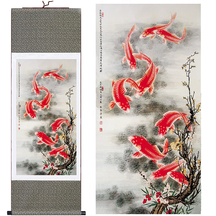 九鱼梅花富贵有余图 丝绸卷轴画国画酒店宾馆办公室家居装饰挂画图片