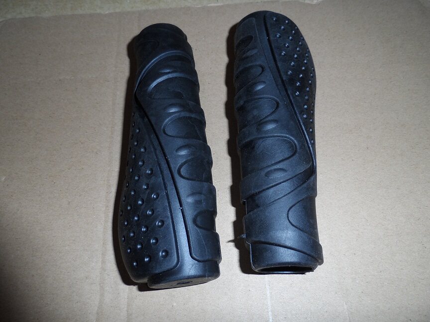 Poignées de vélo - Ref 2337891 Image 1