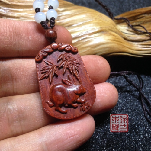 印度小叶紫檀兔子木牌 木兔吊坠 挂坠 红木项链 兔子牌子 红木