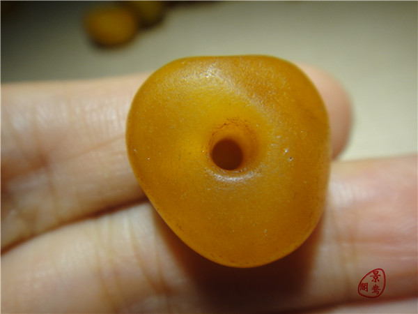 吊坠平安扣老蜜蜡饼子7折清仓