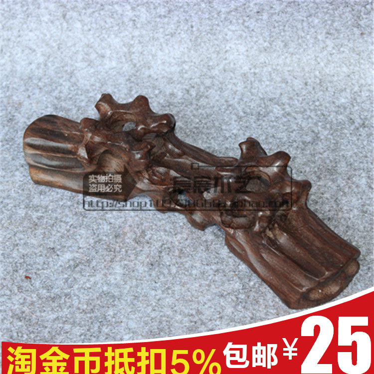 文房四宝红木毛笔架随形镂空雕刻