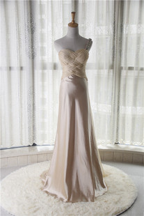 洛森A004金色长款绸缎单肩水钻特大码抓折钉珠晚礼服裙拖尾宴会裙