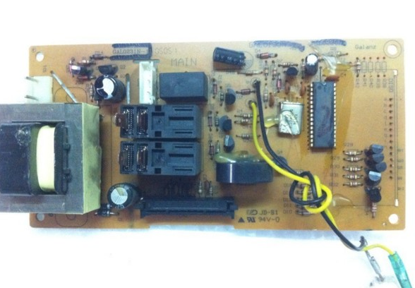 原装拆机，没修过，实物拍图，微波炉电脑板包3个月，其他一个月，默认中通，当天发货 买电视主板的亲，请看清标题的屏型号