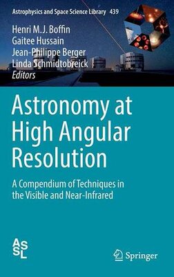【预订】Astronomy at High Resolution: A Comp...