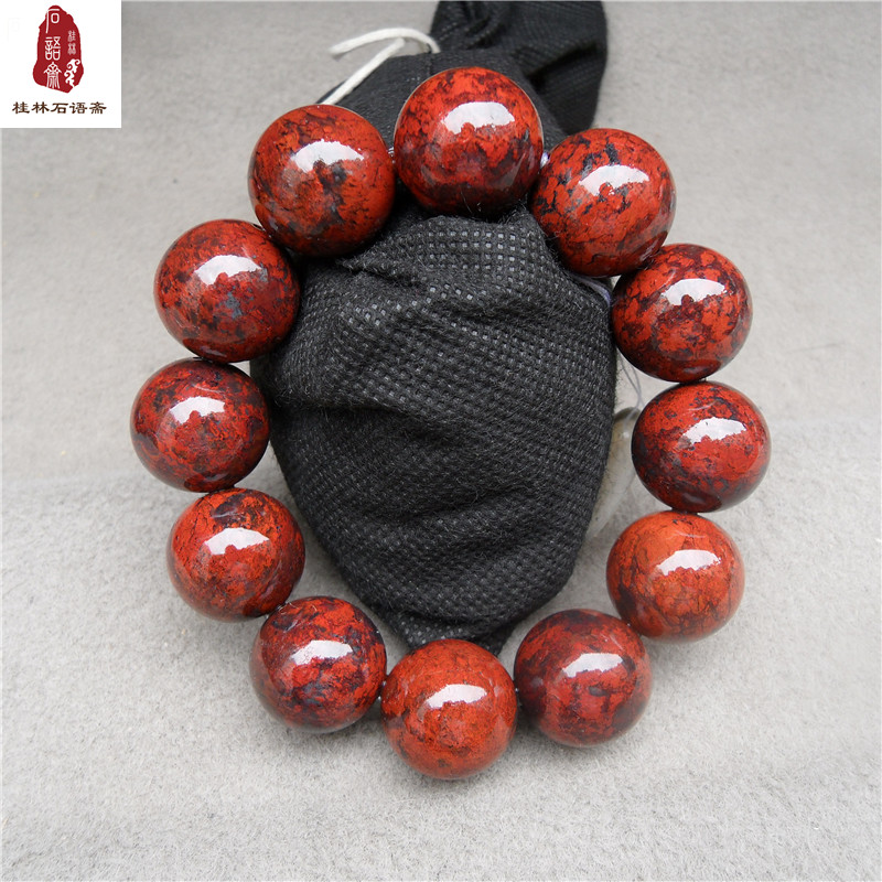 男款手串带证书桂林鸡血玉