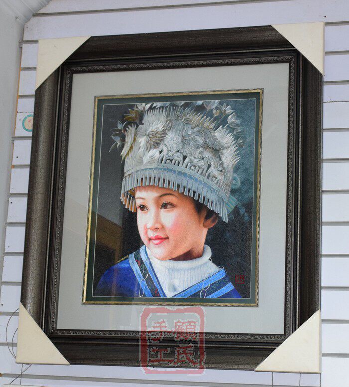 90*100顾氏苏绣大师精品油画风格:苗族女孩,1-2丝收藏