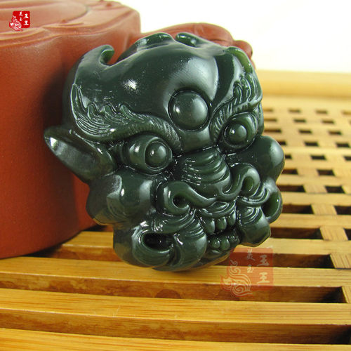 天然和田玉皮带扣鬼头男士青玉