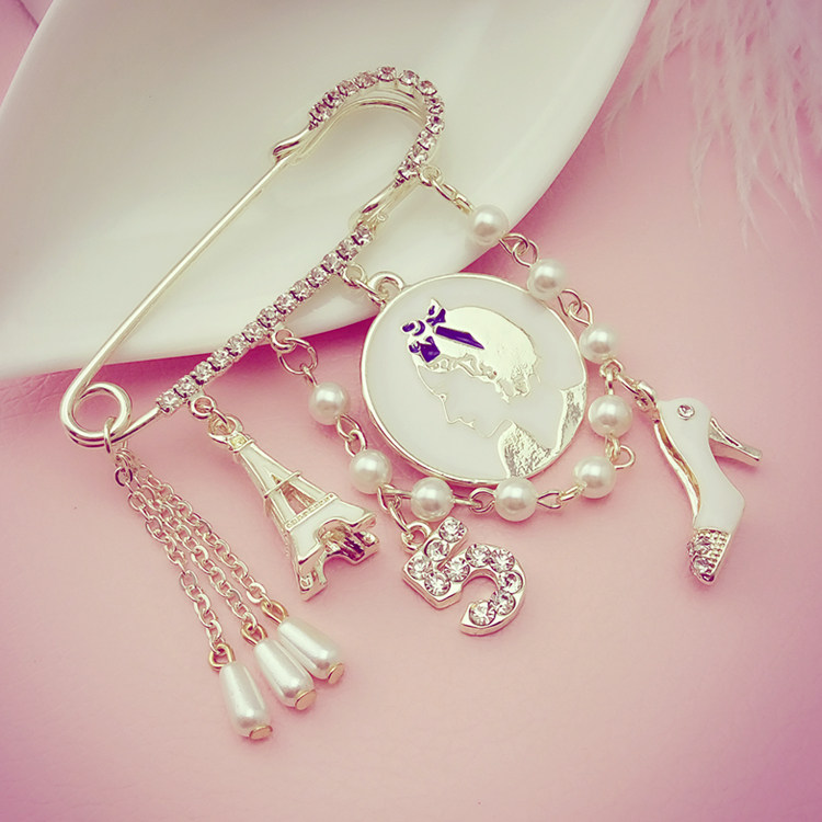 Broche femme en Nacre - Ref 1170342 Image 1