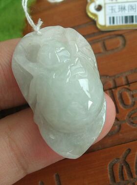 90779玉琳阁翡翠 实物拍 缅甸天然A货翡翠手工甲虫吊坠富甲天下