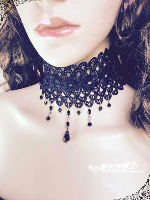 2025四季蕾丝黑色加宽颈链疤痕纹身遮盖花卉钩花颈饰围脖领女脖带