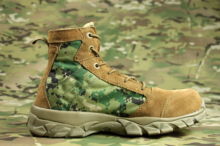 Bottes militaires pour homme - choc - Ref 1396922 Image 1