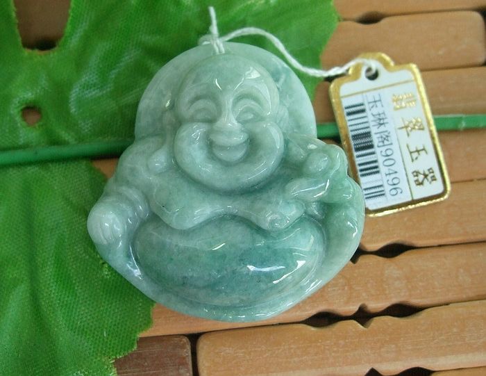 天然a货翡翠吊坠缅甸玉