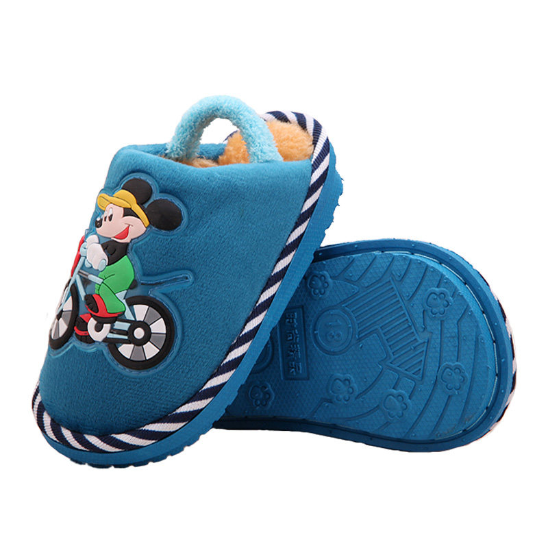 Pantoufles enfants en suède pour hiver - Ref 986770 Image 1