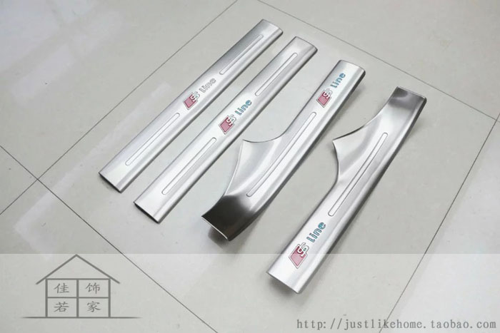 奥迪A6L门槛条内置迎宾踏板